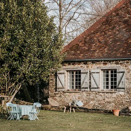 Dom wakacyjny La Petite Grange Des Vignes Jumilhac-le-Grand